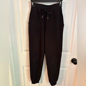 Lululemon Black Scuba Jogger Pants Women’s Teens Size 0